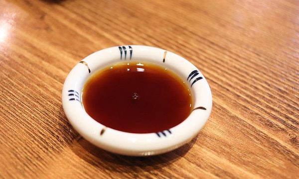 된장 발효 중 하얀 곰팡이 vs 나쁜 곰팡이 구별법